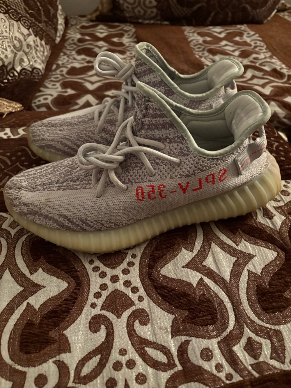 Yeezy Boost 350 V2 BlueTints AUTHENTIC , Size 8.5 US